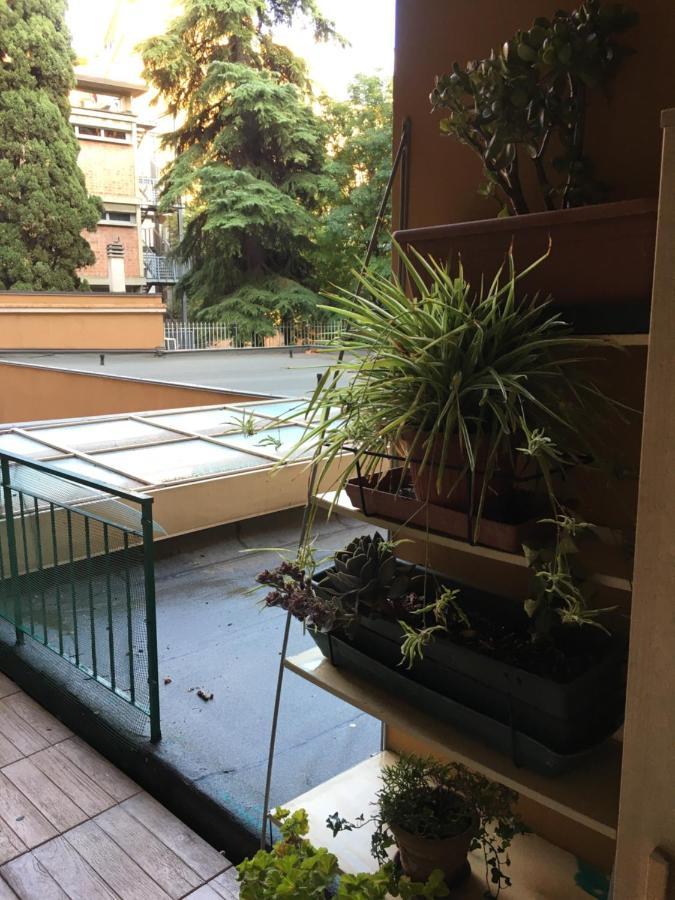 Little Secret Apartment By Wonderful Italy Bologna Bagian luar foto